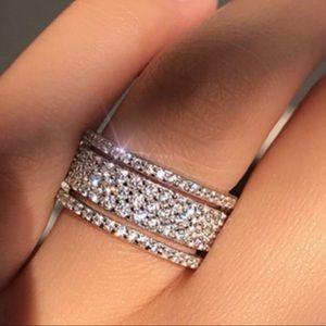 Middle finger statement Ring